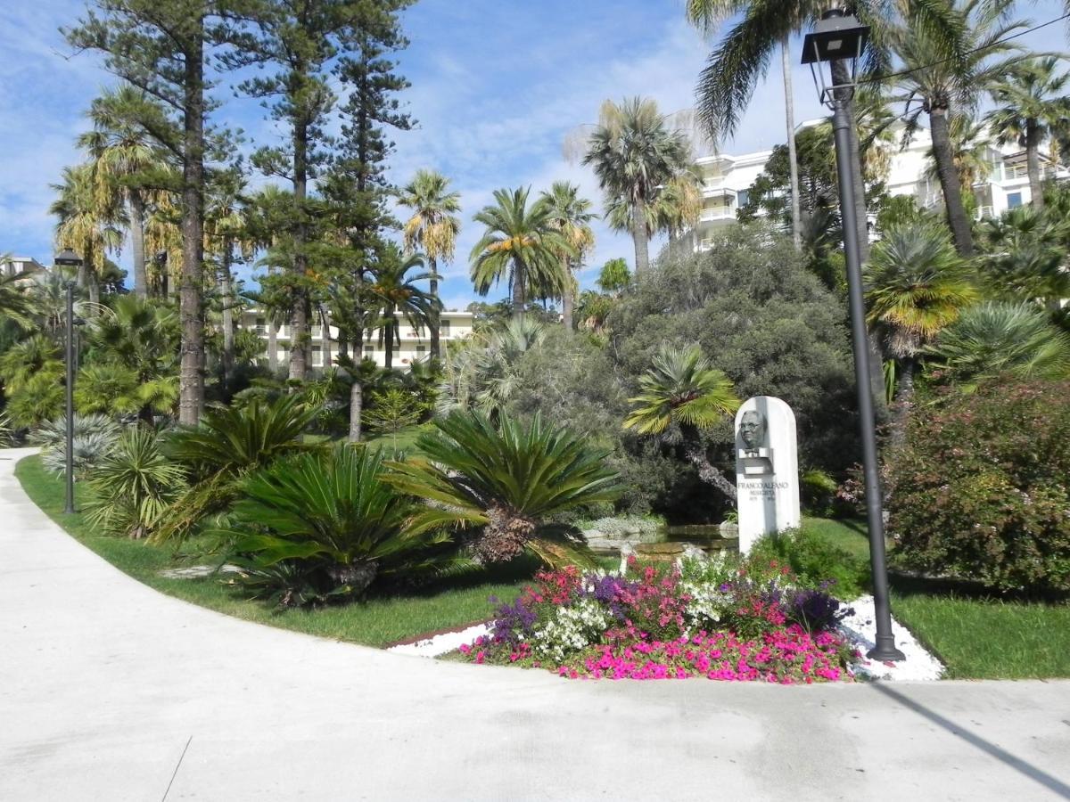Centralissimo Trilocale Su Due Piani - Flavio House Sanremo Exteriér fotografie