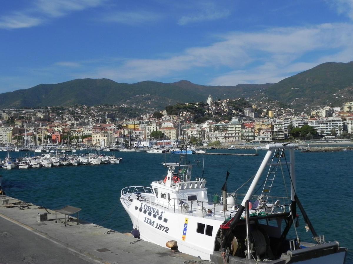 Centralissimo Trilocale Su Due Piani - Flavio House Sanremo Exteriér fotografie